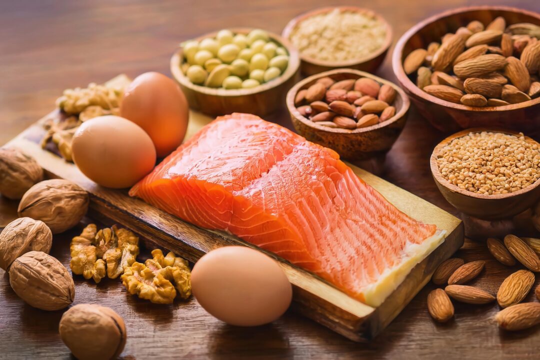 Alimenti per la crescita e il benessere dei capelli